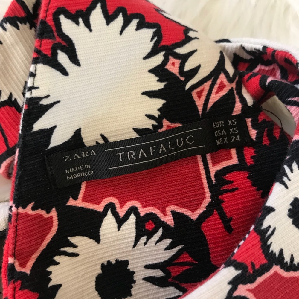 Floral Zara Dress - Picture 5 of 7